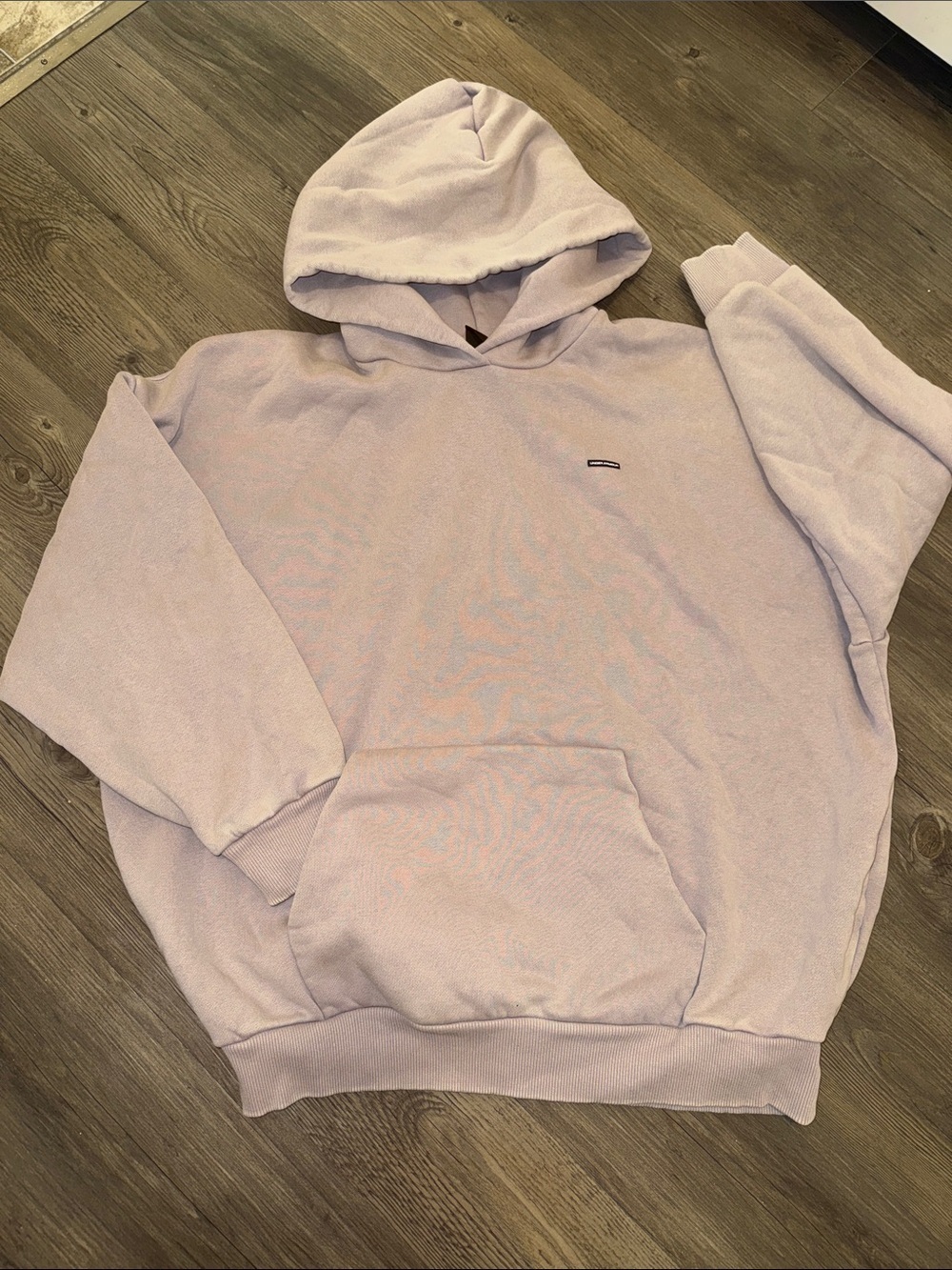 Under Armour Light lavender Women's Hoodie Sweatshirt. L. Worn Once!๐ฅ๐ฅ - Picture 3 of 4